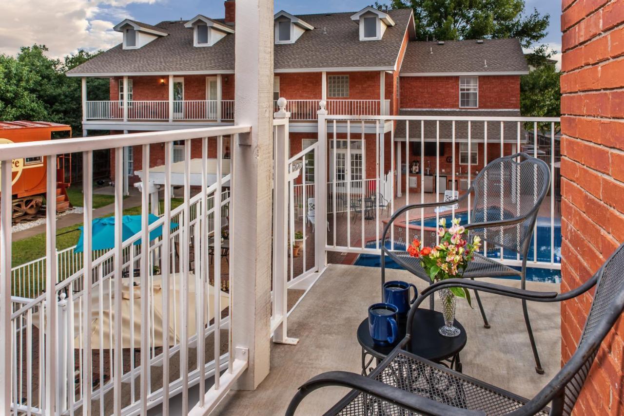 Woodrow House Bed & Breakfast Lubbock Exterior photo