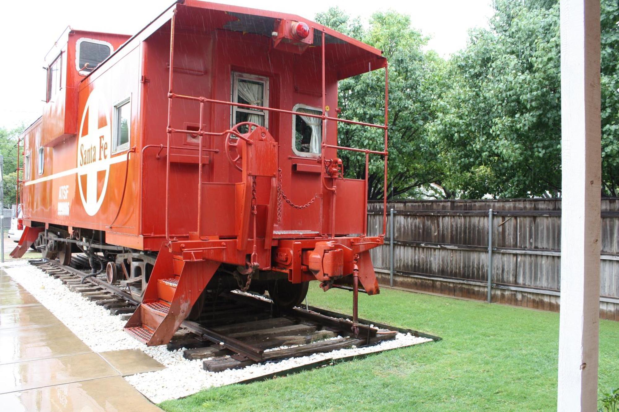 Woodrow House Bed & Breakfast Lubbock Exterior photo